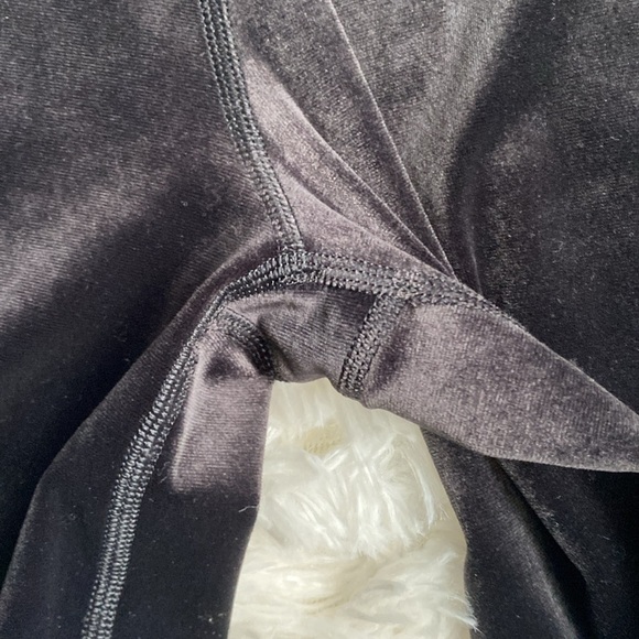 Athleta Elation velvet flare pants size small.  Black. - Picture 3 of 5